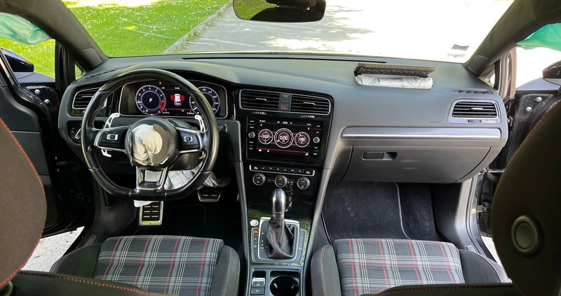 Volkswagen Golf cena 57500 przebieg: 81964, rok produkcji 2017 z Dębica małe 121